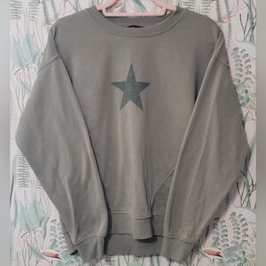 No Boundaries Green Star Crewneck Sweater